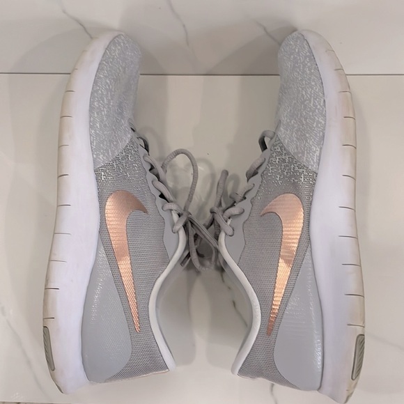 Rose Gold Nike flex contact tennis shoes - Picture 9 of 12